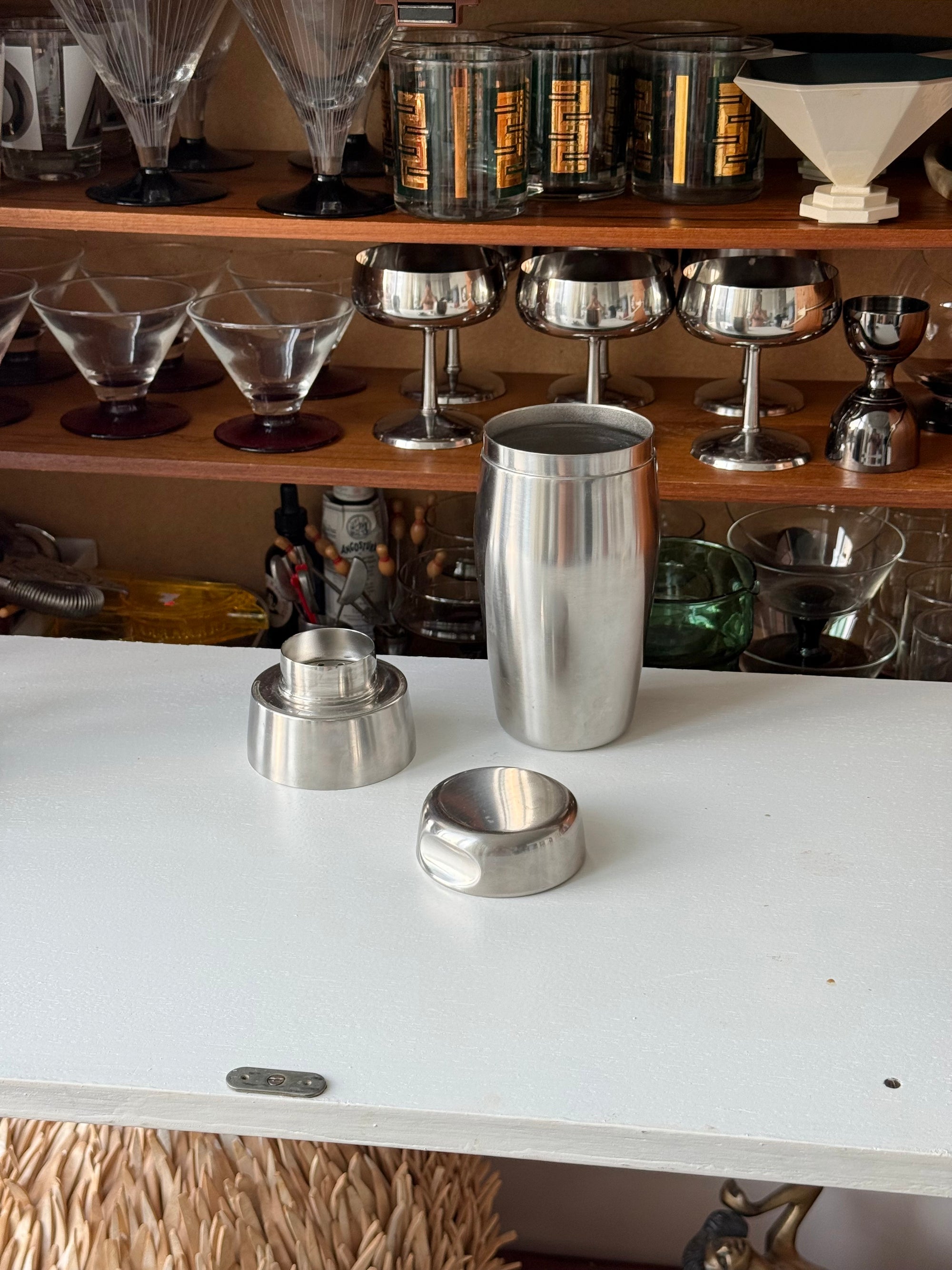 870 Cocktail Shaker by Alessi