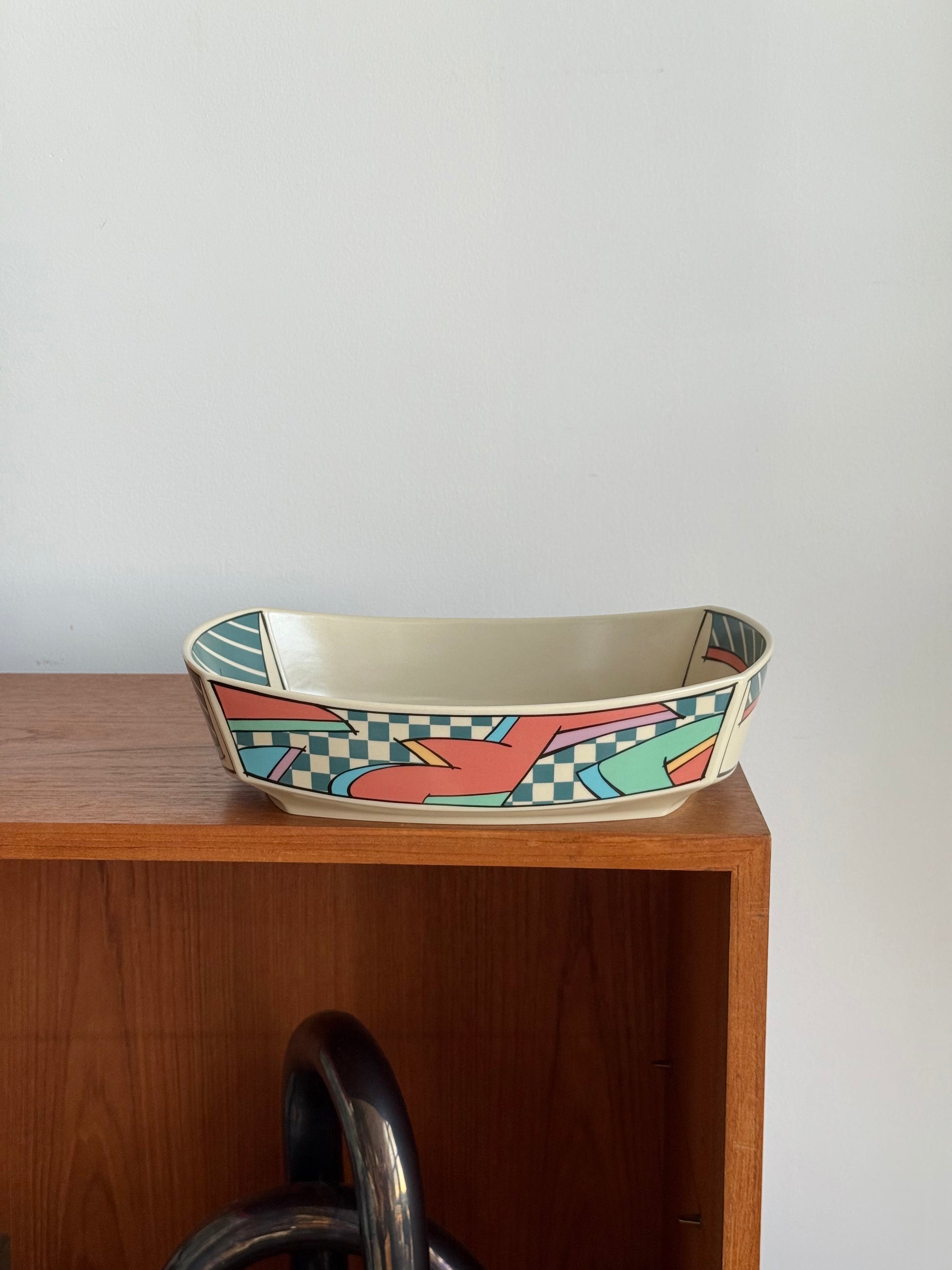 Flash Casserole Dish by Dorothy Hafner for Rosenthal c.1980