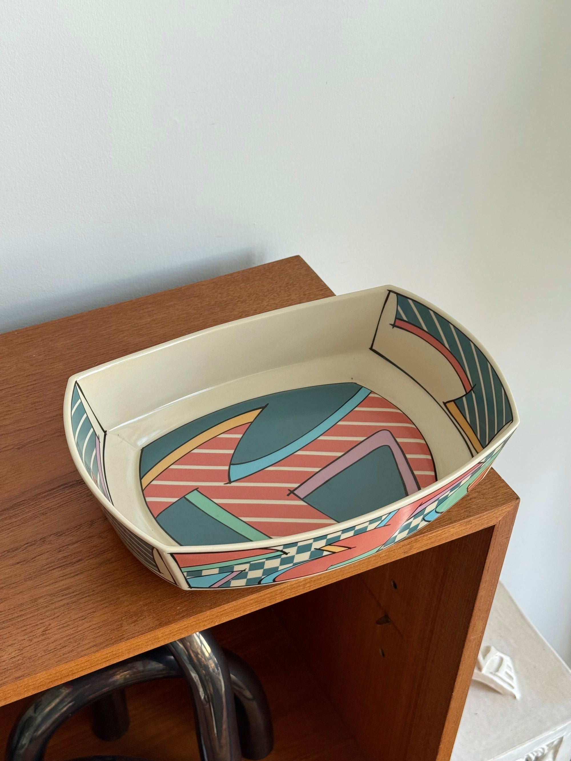 Flash Casserole Dish by Dorothy Hafner for Rosenthal c.1980