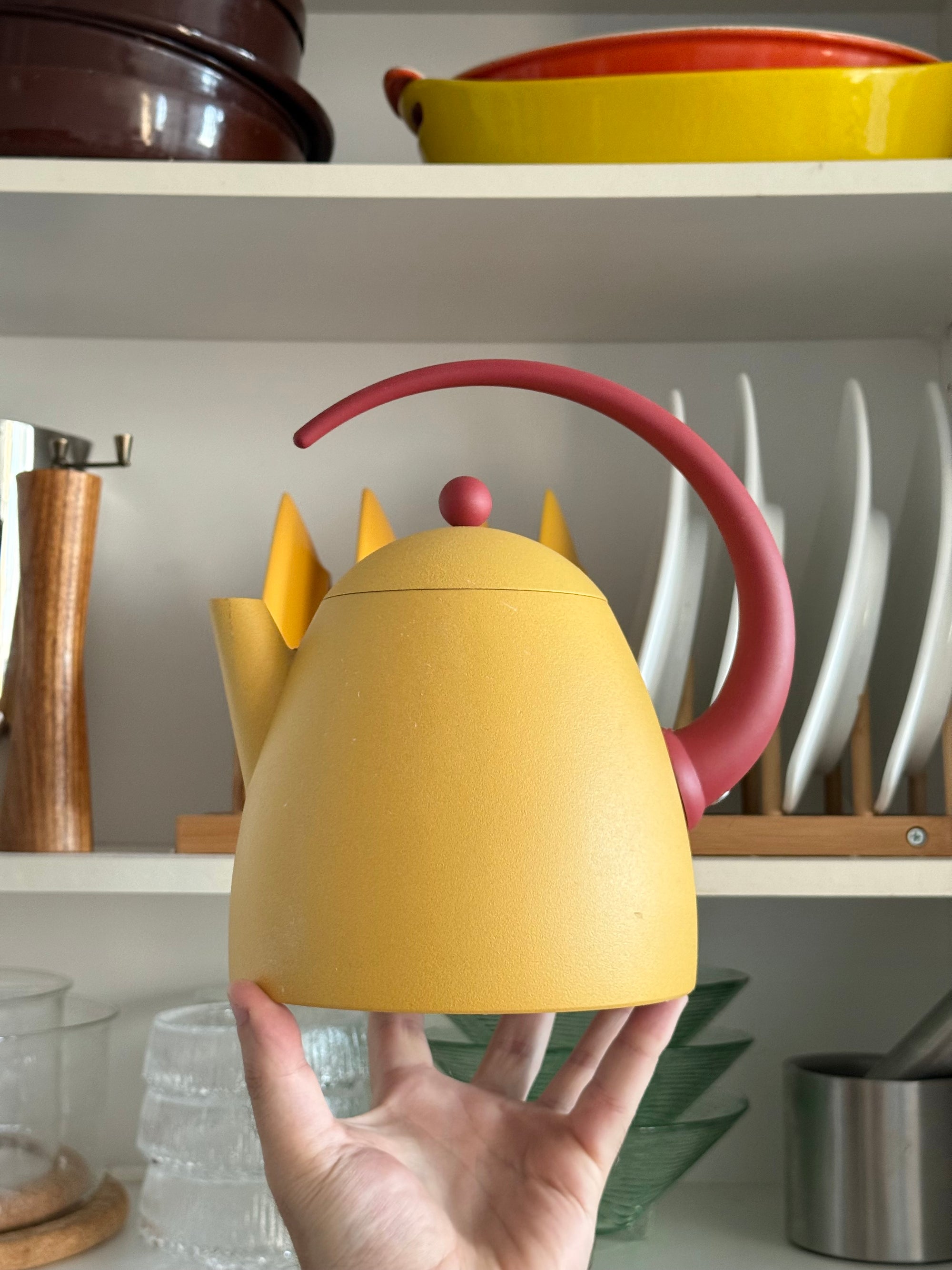 Teapot by Facix Querida Italy c.1980