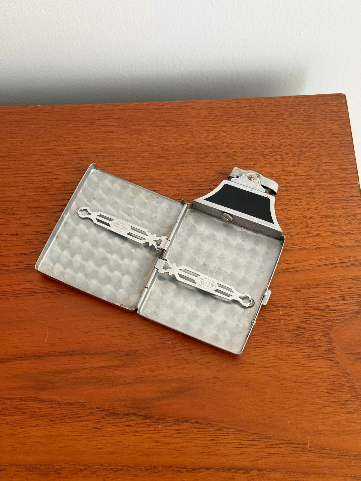 Lighter Cigarette Case by Ronson c.1960