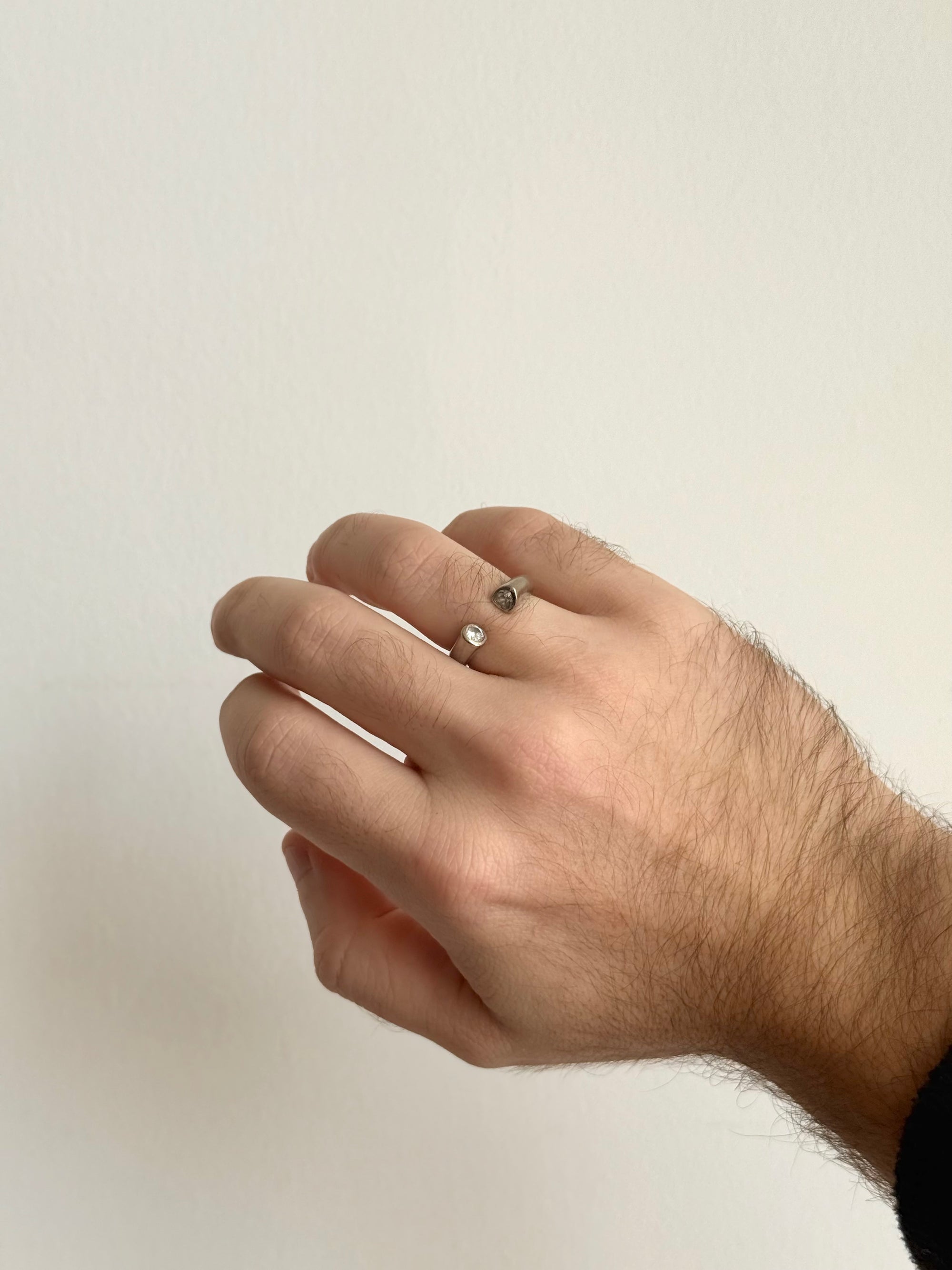 Modernist split cubic zirconia sterling silver 925 ring c.1970