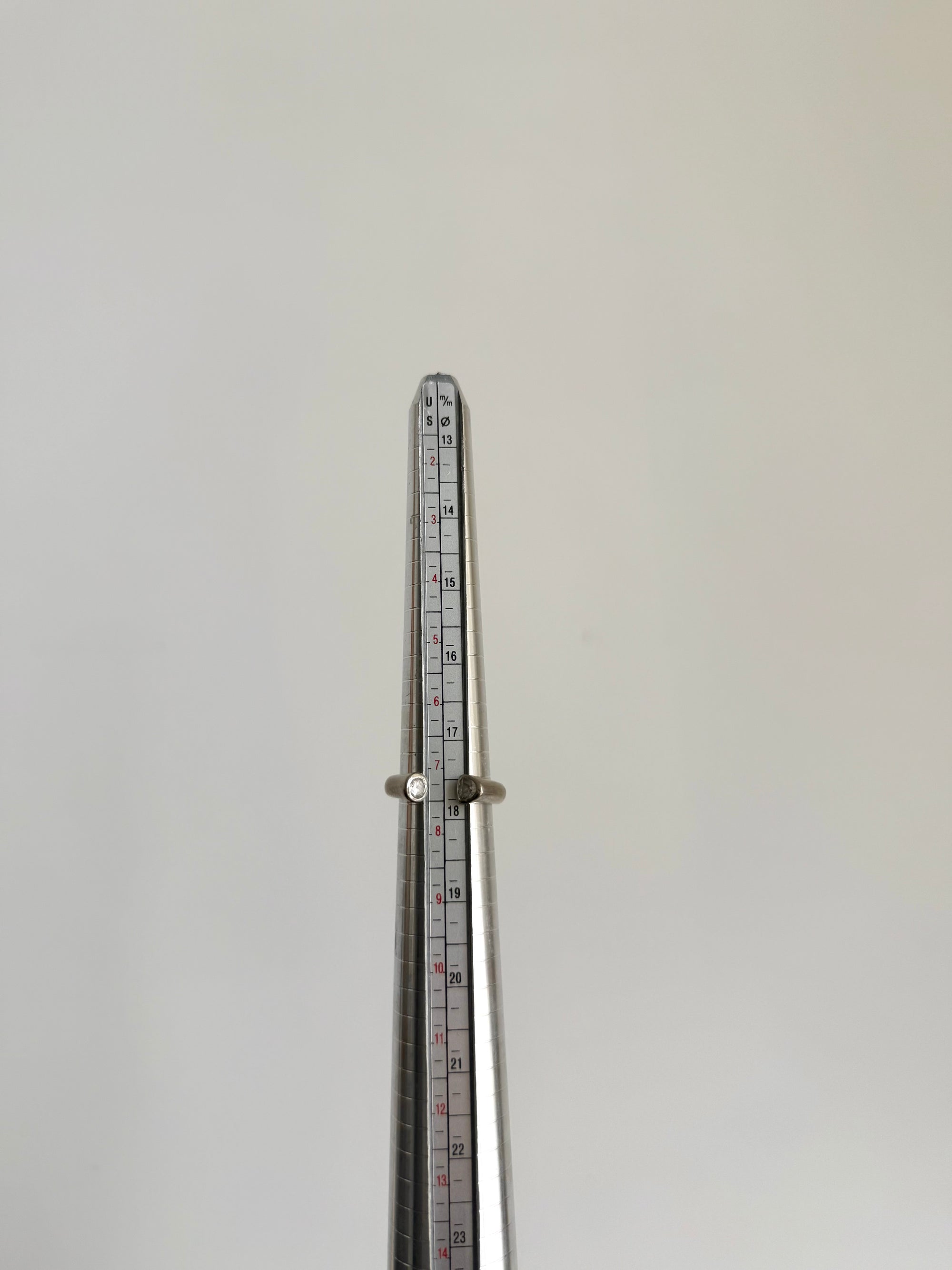 Modernist split cubic zirconia sterling silver 925 ring c.1970