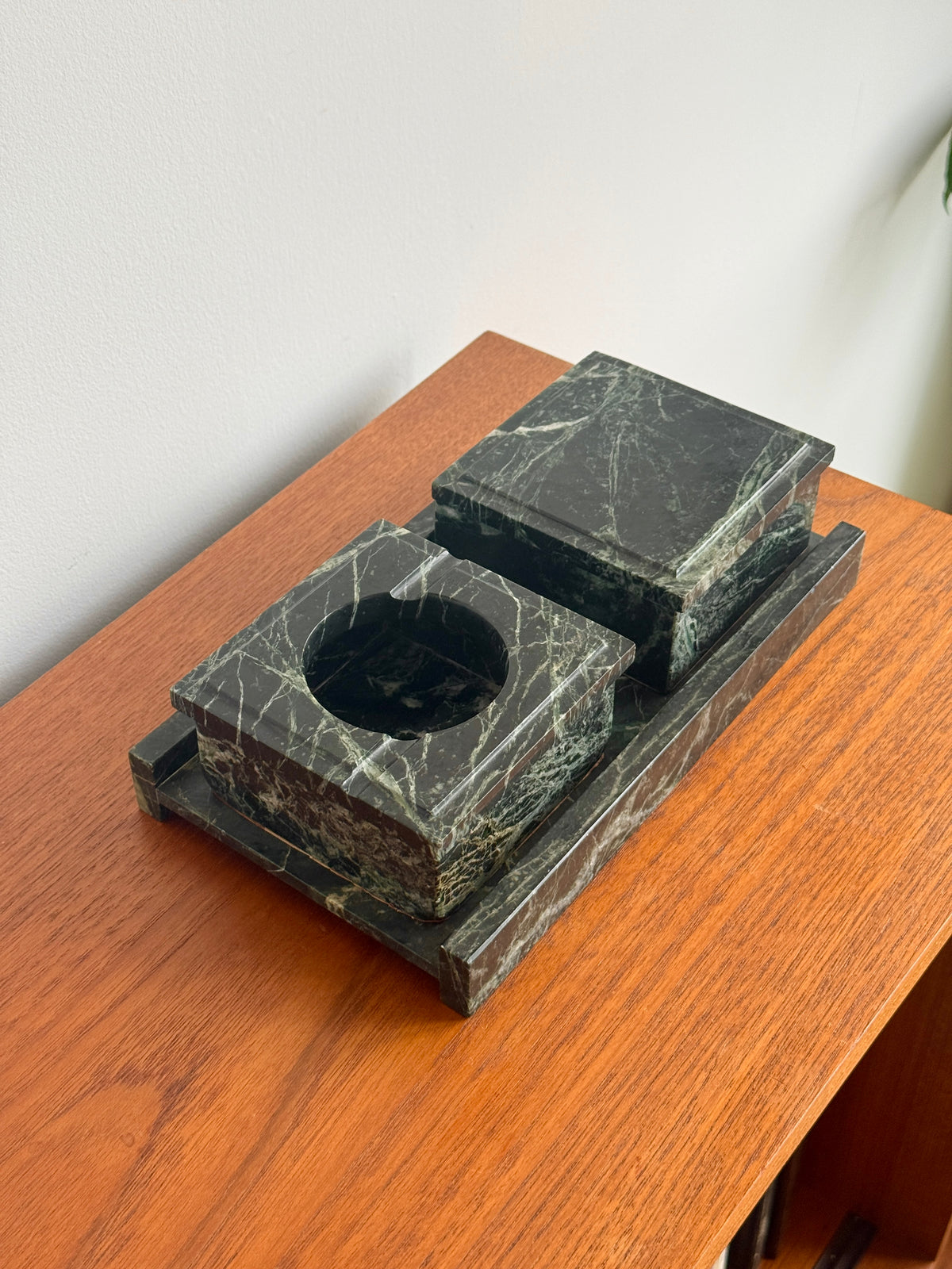 Green Marble Smoke Set c.1970