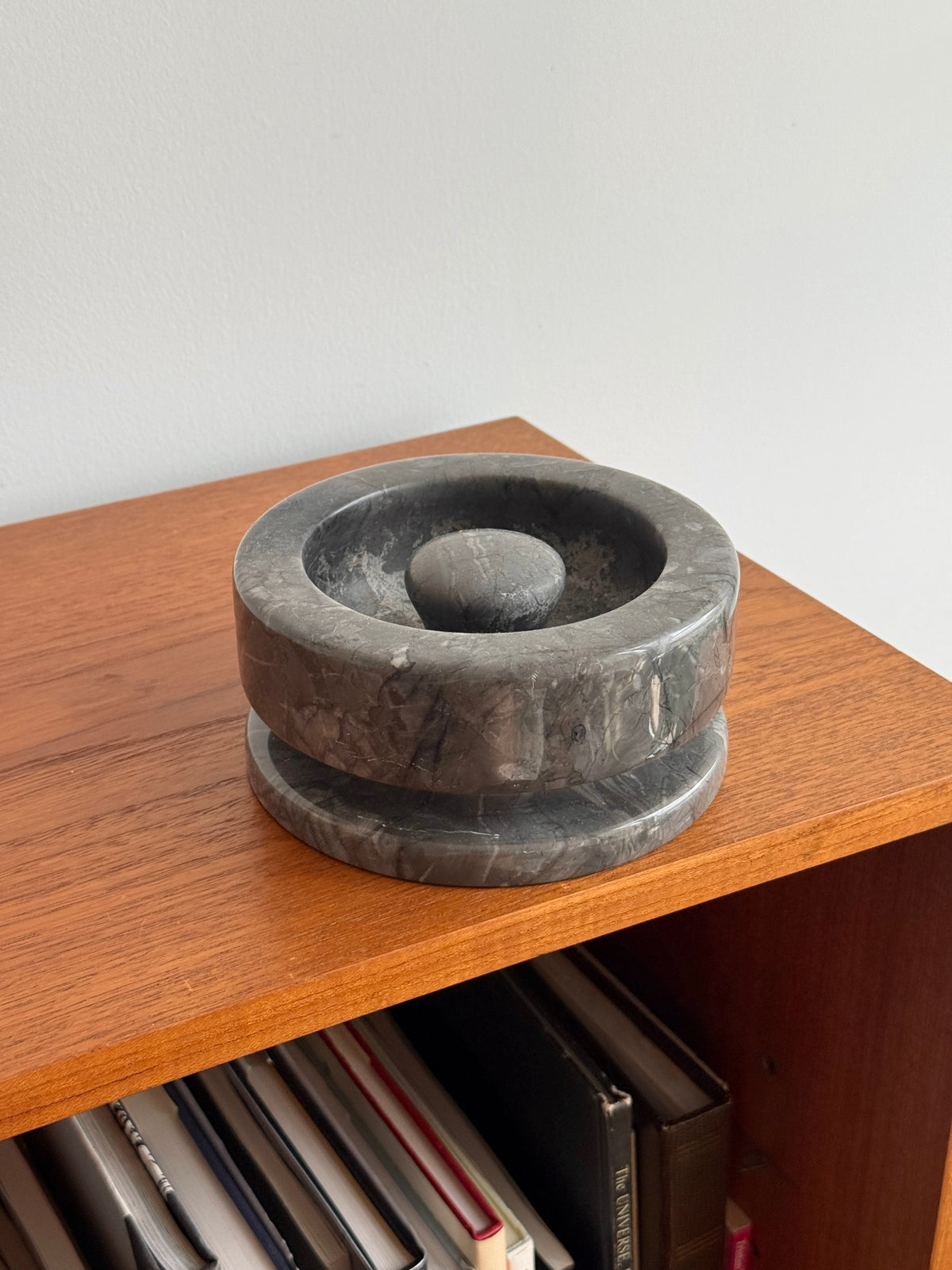 Marble Ashtray by Angelo Mangiarotti for Knoll c.1970