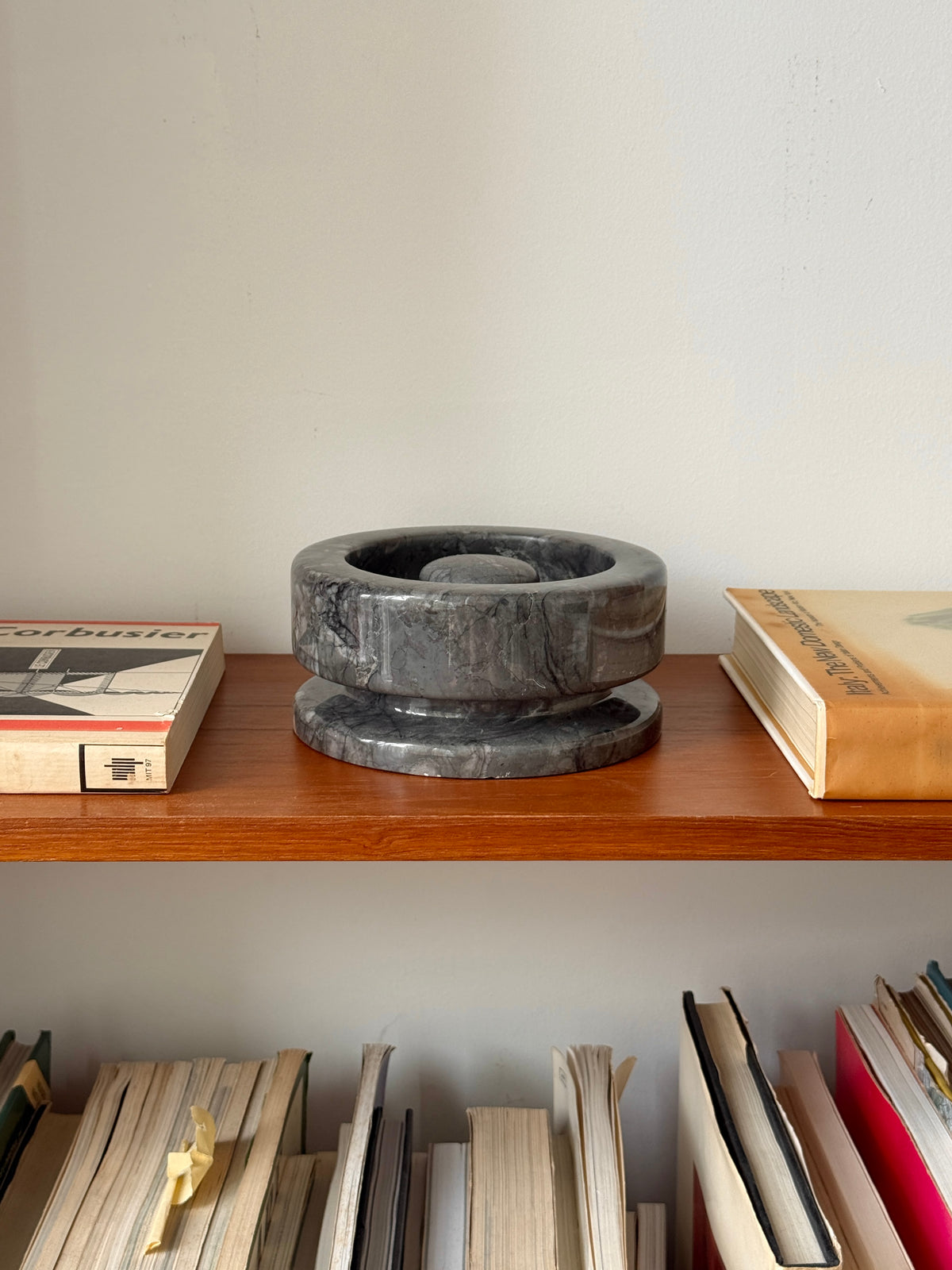 Marble Ashtray by Angelo Mangiarotti for Knoll c.1970